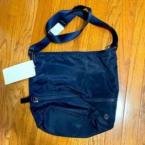 lululemon purse